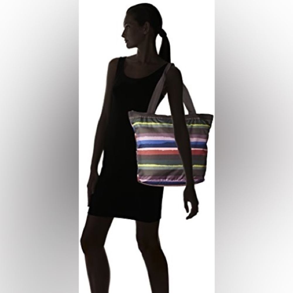EUC LeSportsac Haley Zippered Tote Color Latitude